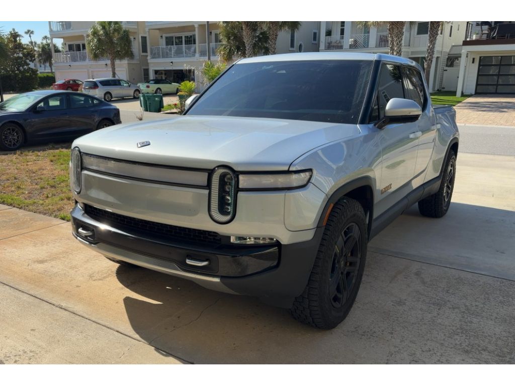 2023 Rivian R1T Adventure Quad-Motor Large Pack's photo