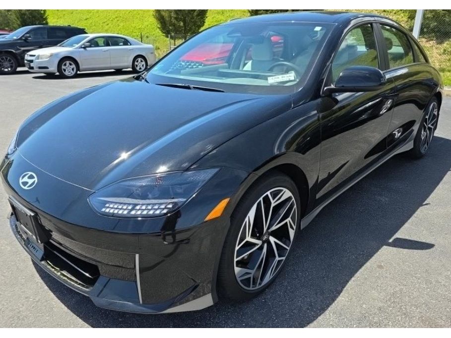 2023 Hyundai Ioniq 6 SEL AWD's photo