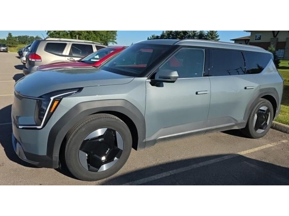 2024 Kia EV9 Wind AWD's photo