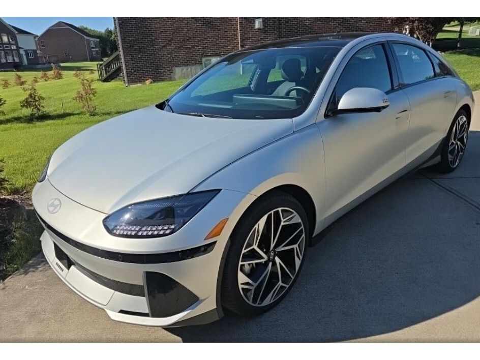 2024 Hyundai Ioniq 6 Limited AWD's photo