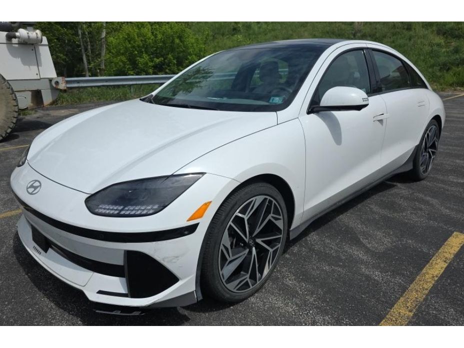 2024 Hyundai Ioniq 6 Limited AWD's photo