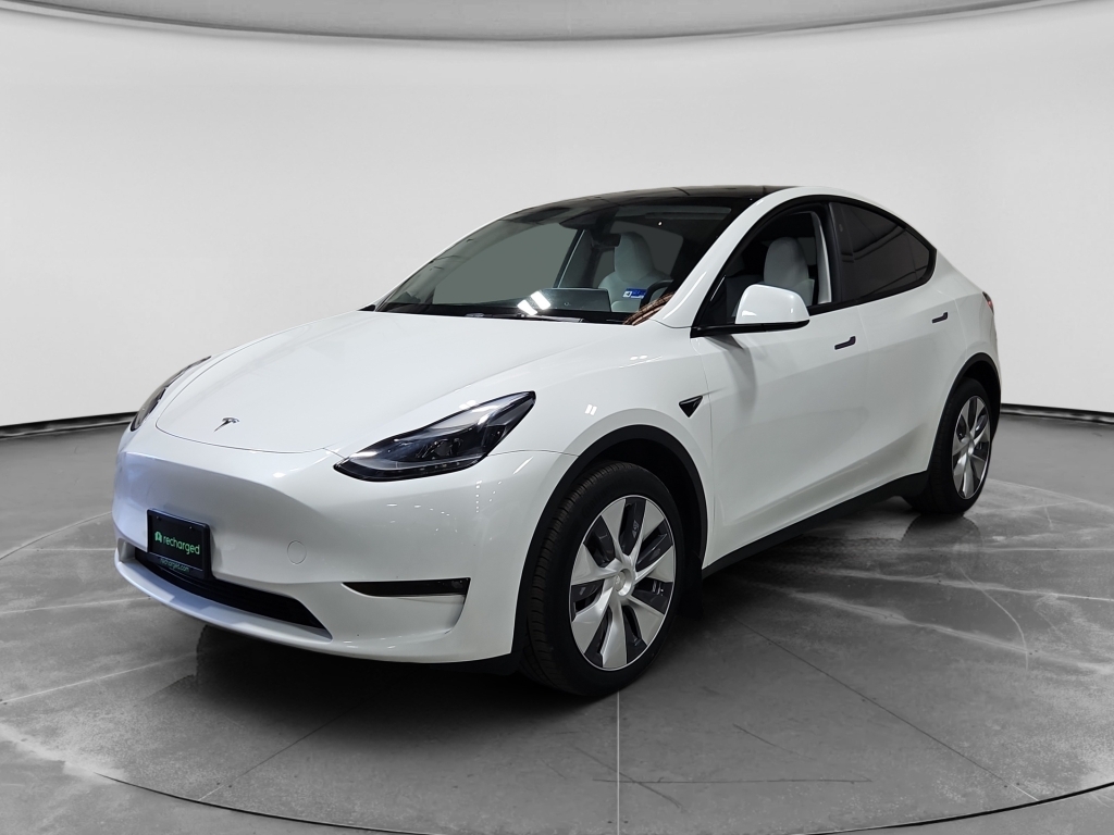 2024 Tesla Model Y Long Range Dual Motor All-Wheel Drive's photo