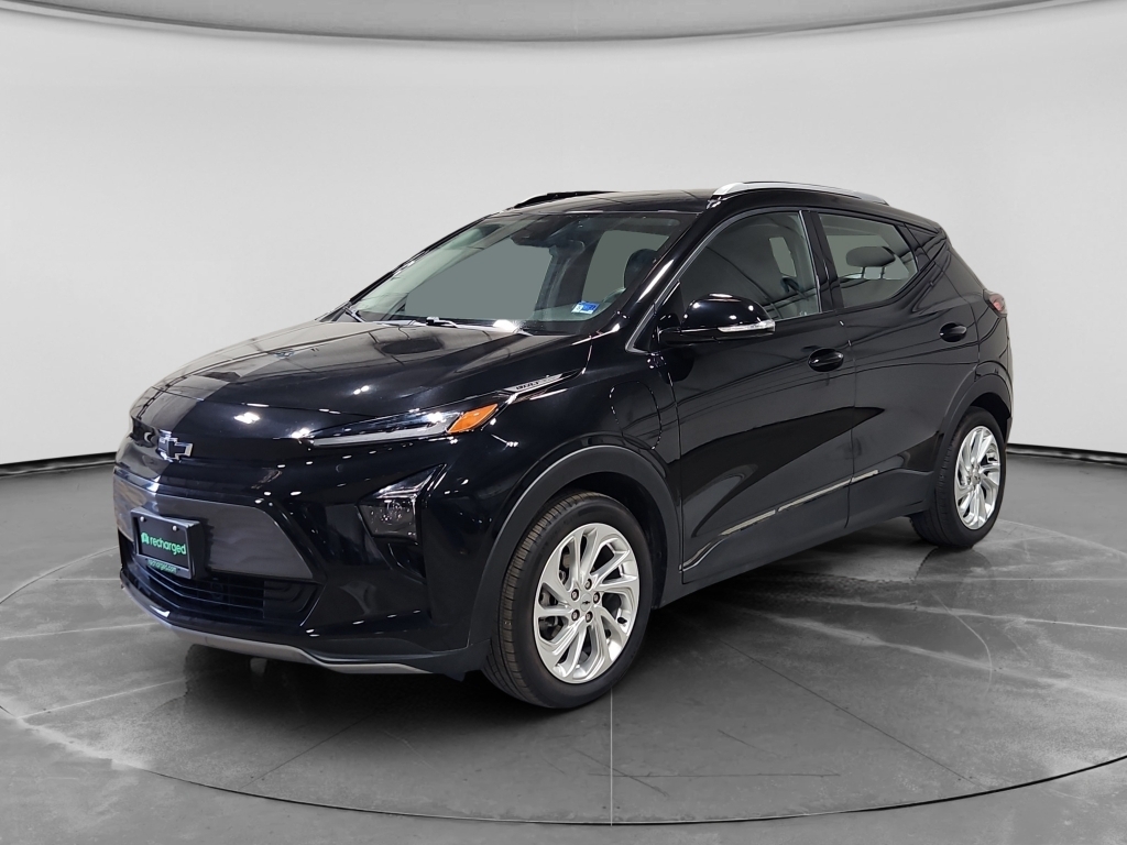2023 Chevrolet Bolt EUV LT's photo