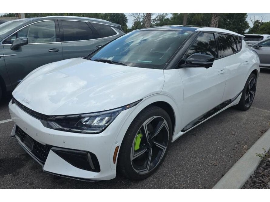 2023 Kia EV6 GT AWD's photo