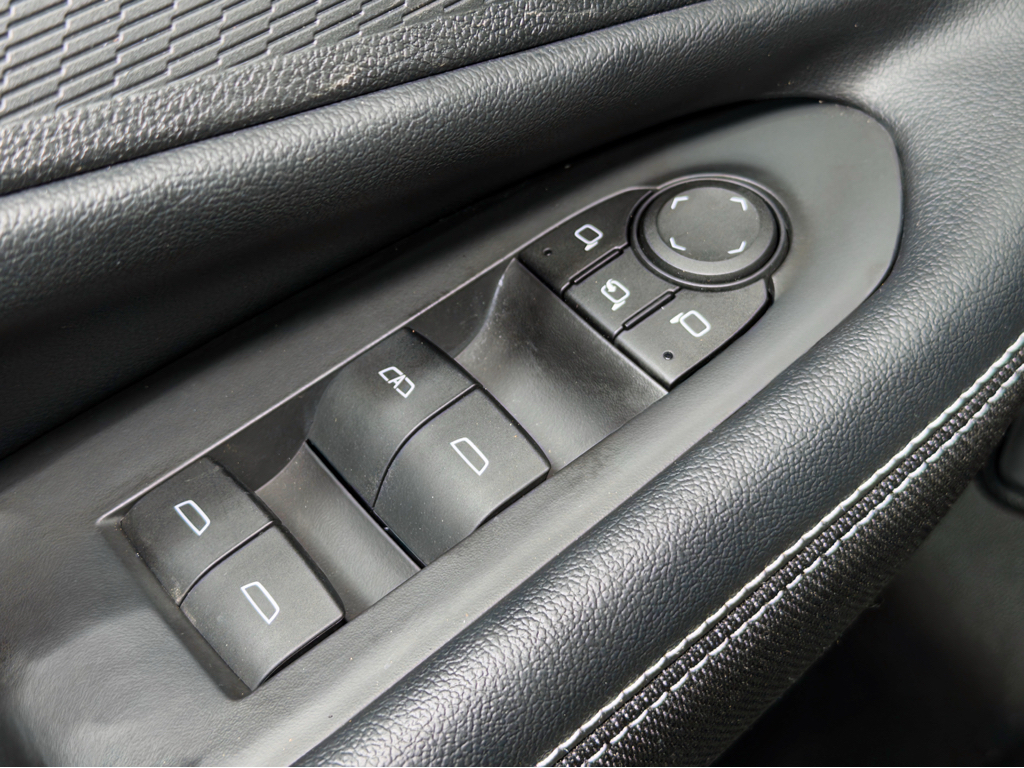 2025 Chevrolet Blazer EV LT - Photo 7