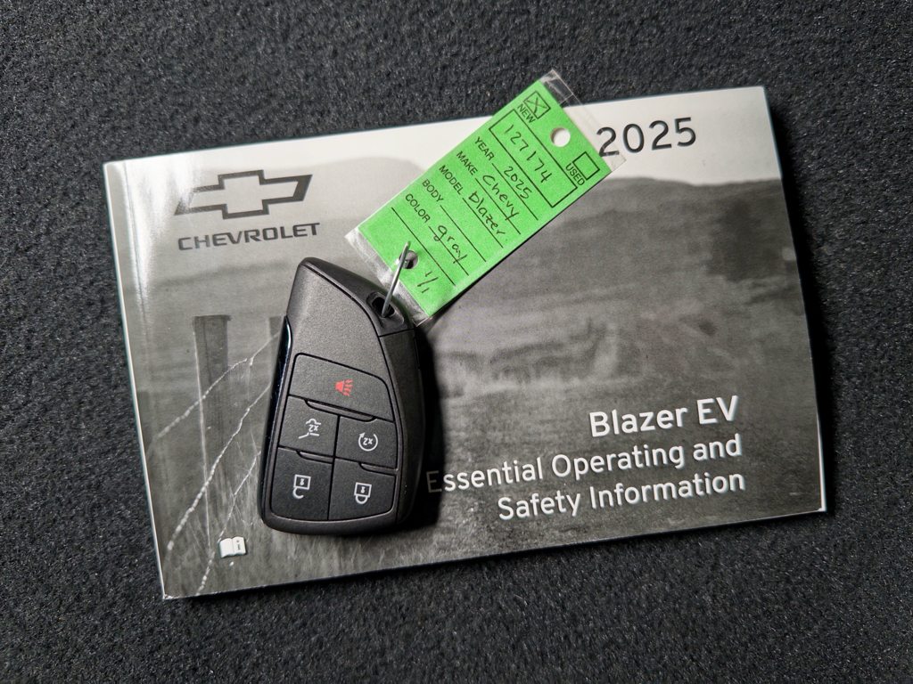 2025 Chevrolet Blazer EV LT - Photo 21