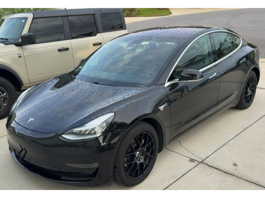 2018 Tesla Model 3's photo