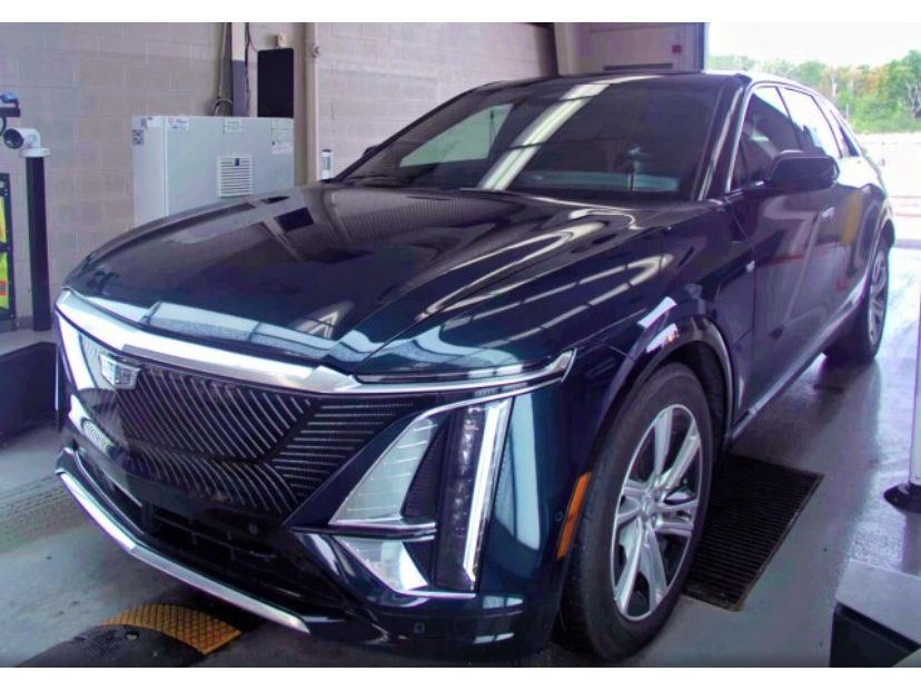 2024 Cadillac LYRIQ