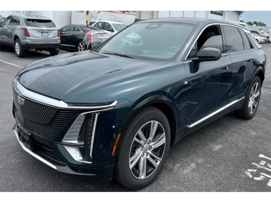 2024 Cadillac Lyriq Tech AWD's photo