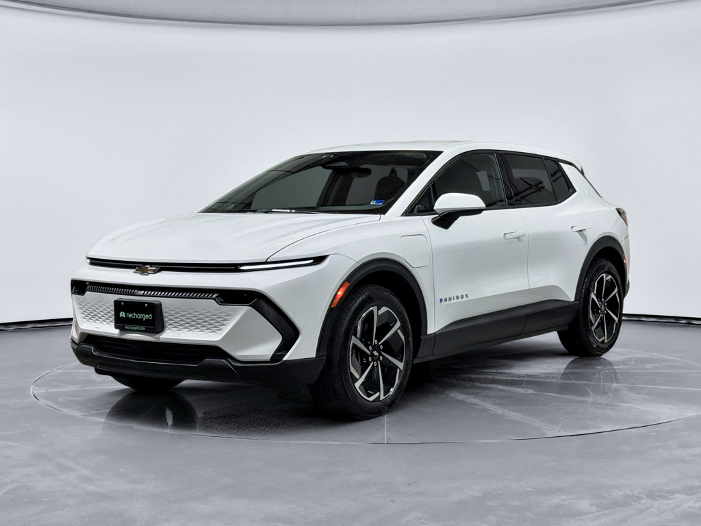 2025 Chevrolet Equinox EV 2LT FWD's photo