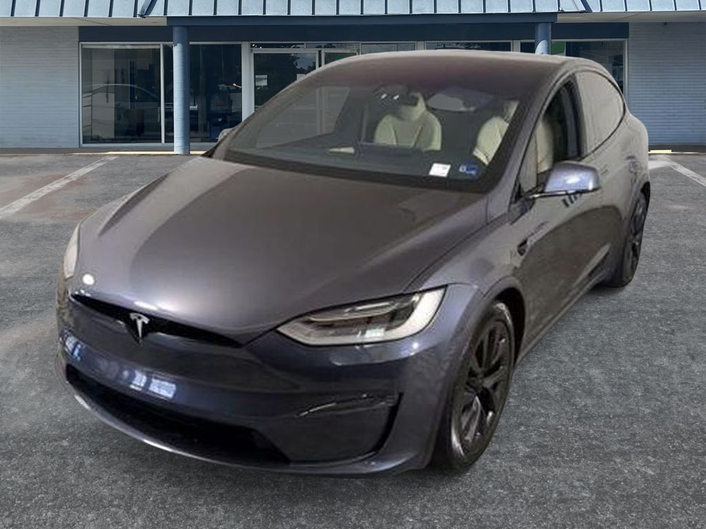 2023 Tesla Model X Long Range's photo