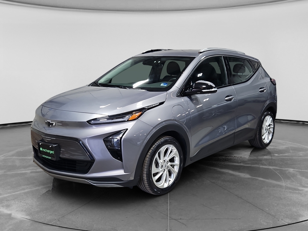 2023 Chevrolet Bolt EUV LT's photo
