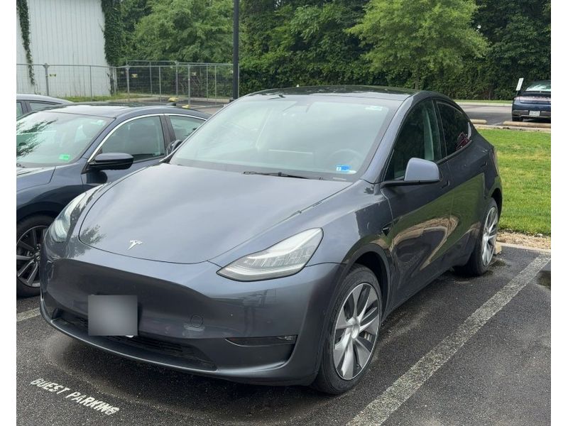 2021 Tesla Model Y Long Range Dual Motor All-Wheel Drive's photo