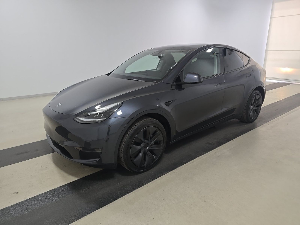 2024 Tesla Model Y Long Range Dual Motor All-Wheel Drive's photo
