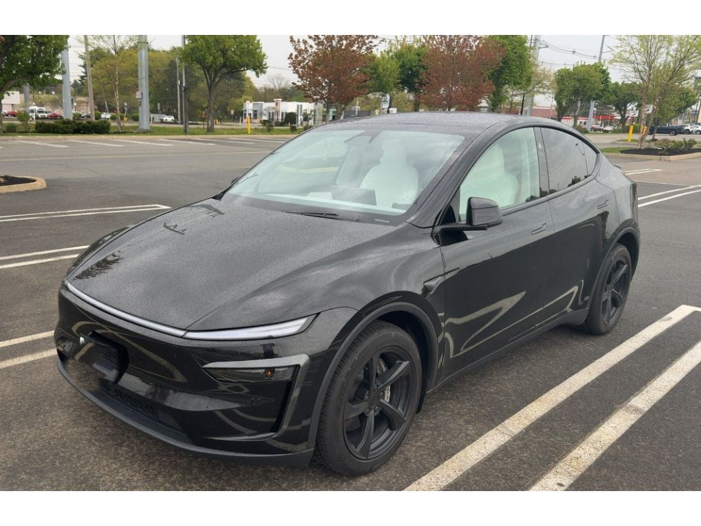 2026 Tesla Model Y Long Range Launch Series AWD's photo