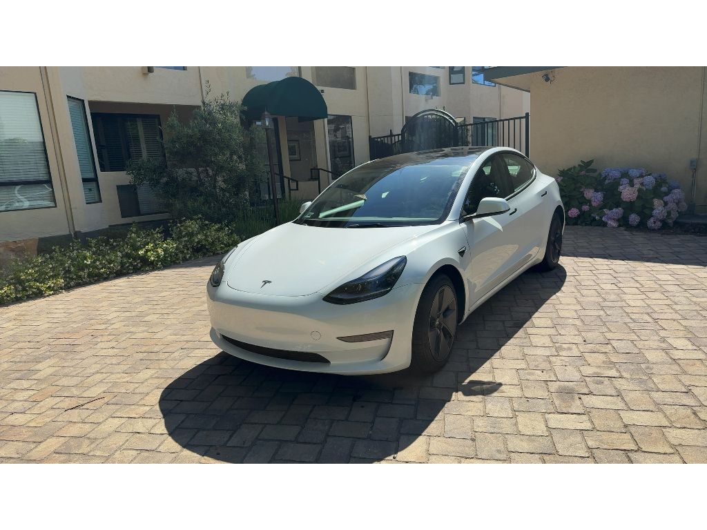 2023 Tesla Model 3's photo