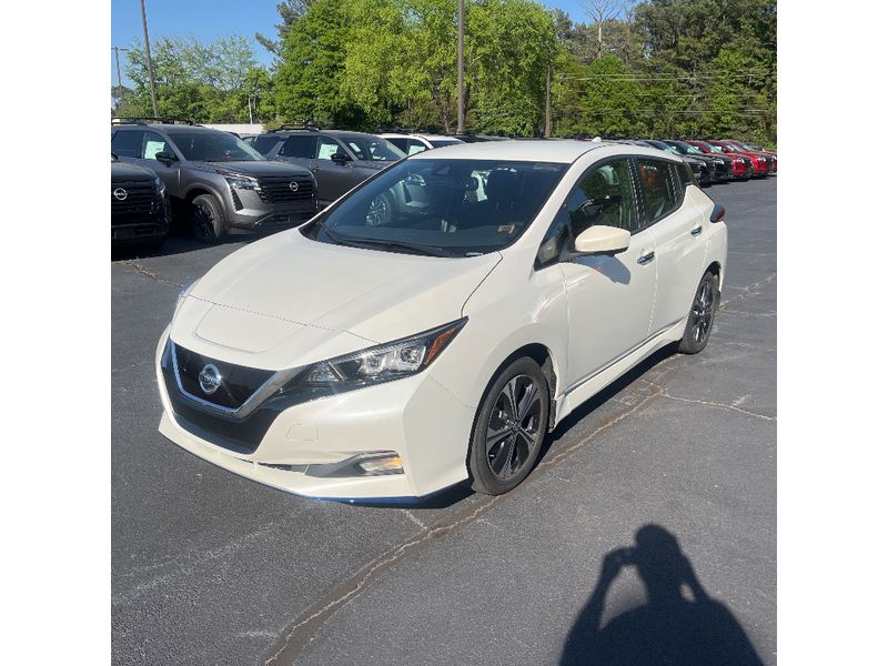 2022 Nissan LEAF SV Plus