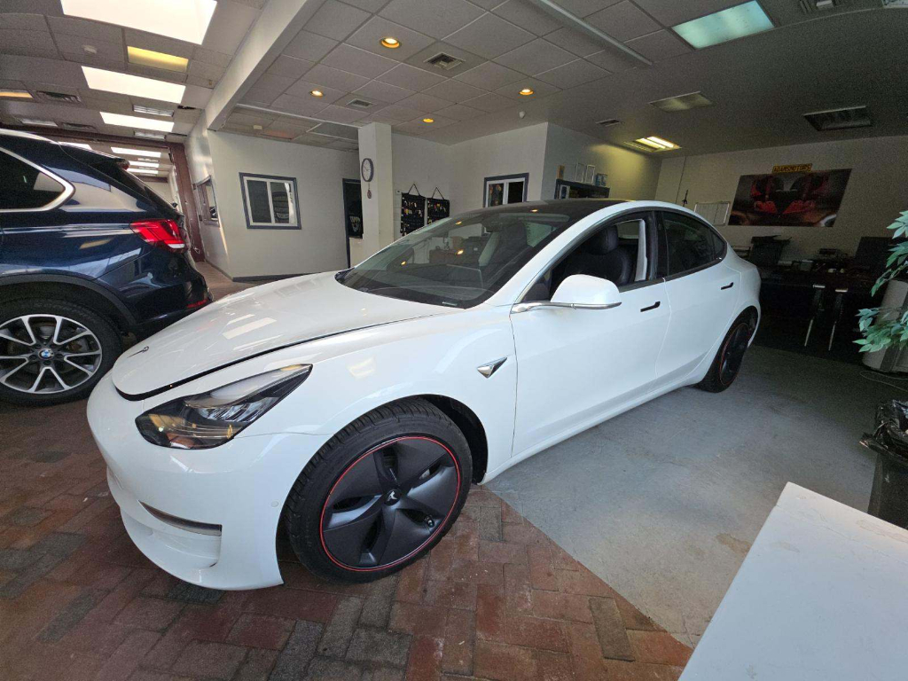 2020 Tesla Model 3 Long Range Dual Motor All-Wheel Drive's photo