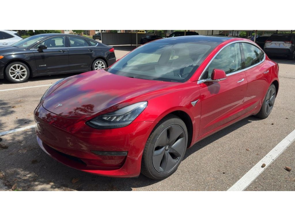 2020 Tesla Model 3 Standard Range Plus's photo