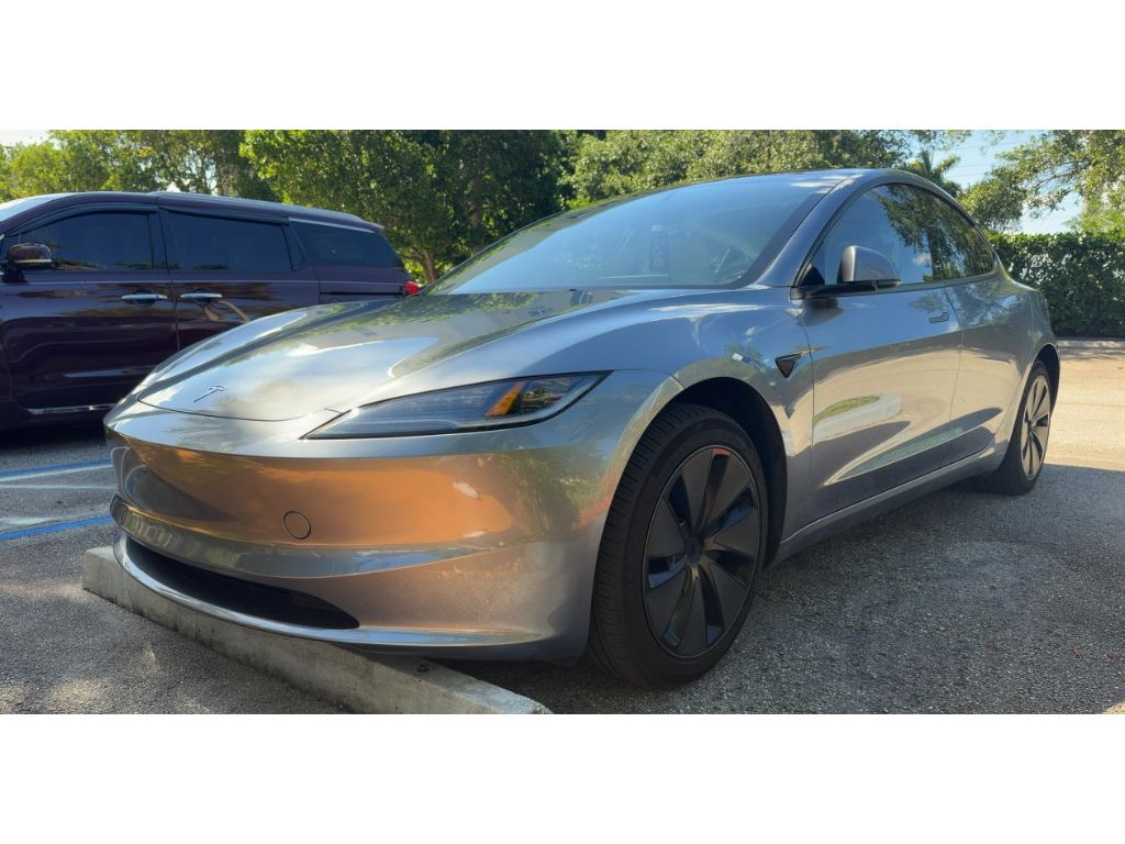 2025 Tesla Model 3 Long Range's photo
