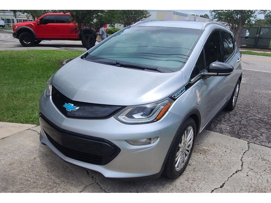 2017 Chevrolet Bolt EV Premier Auto's photo