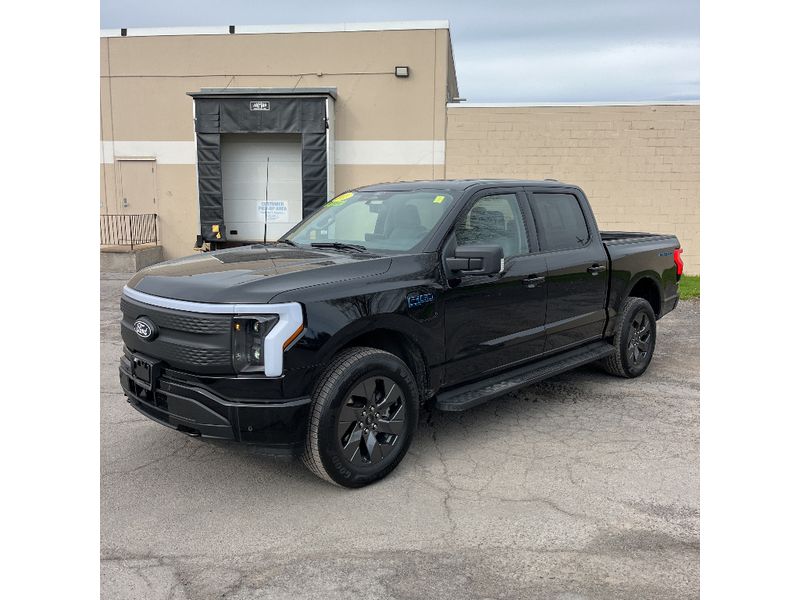 2025 Ford F-150 Lightning