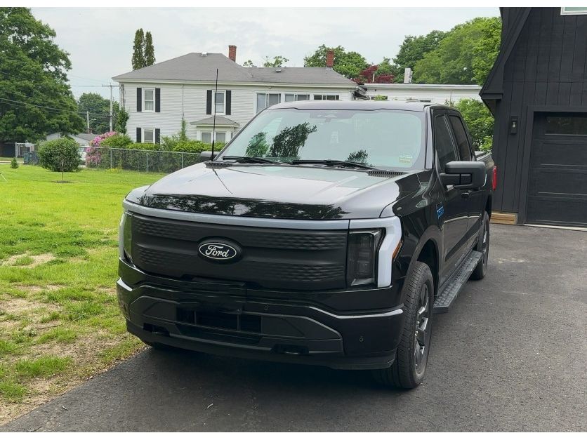2024 Ford F-150 Flash 4x4 SuperCrew 5-1/2 Box's photo