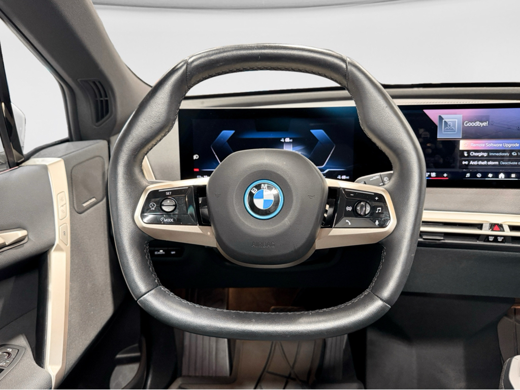 2025 BMW iX 50 - Photo 8