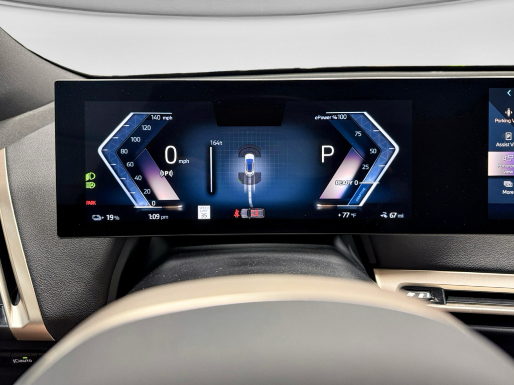 2025 BMW iX 50 - Photo 9