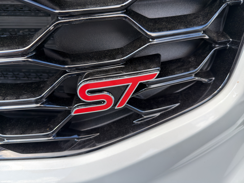 2026 Ford Explorer ST - Photo 13