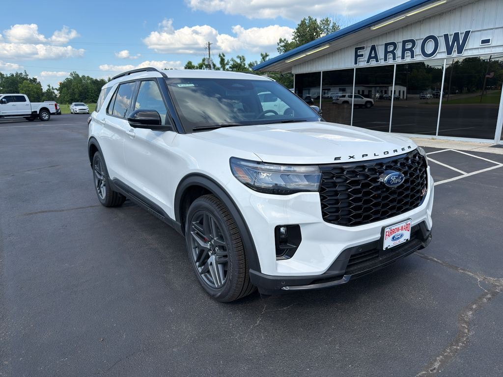 2026 Ford Explorer ST - Photo 4