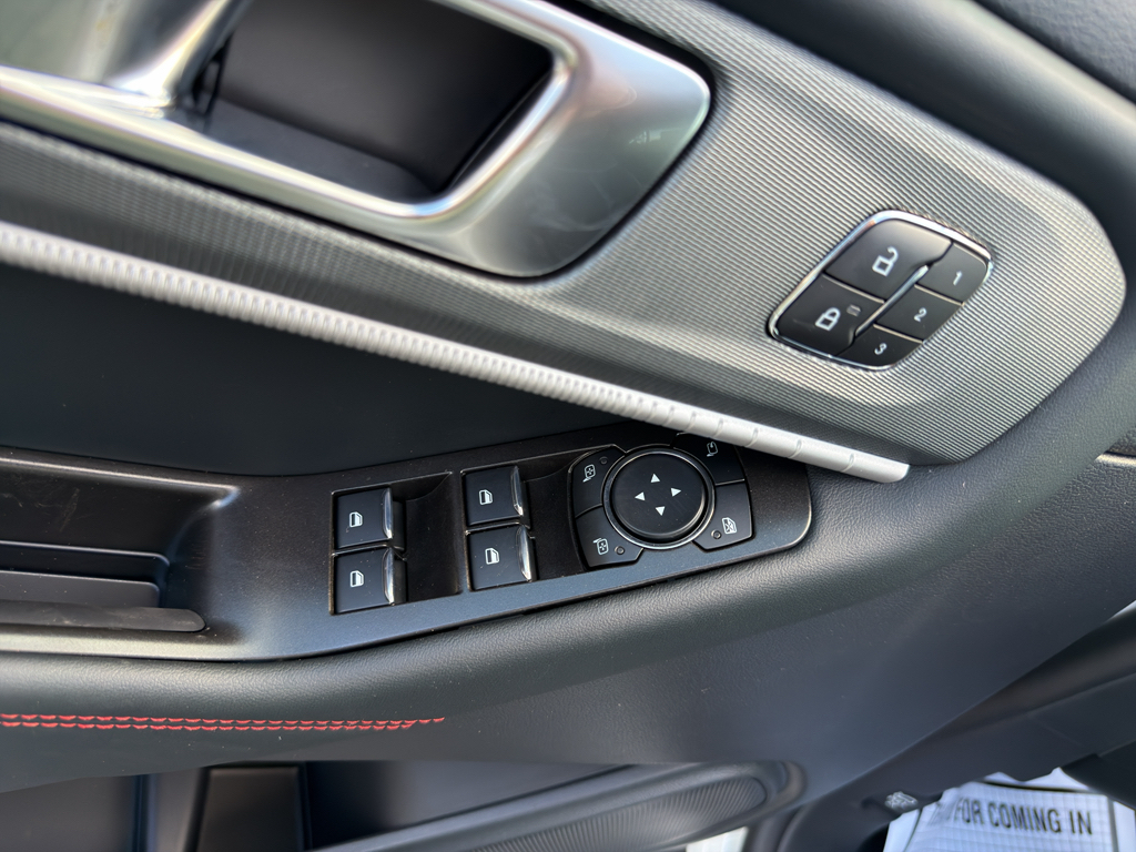 2026 Ford Explorer ST - Photo 22
