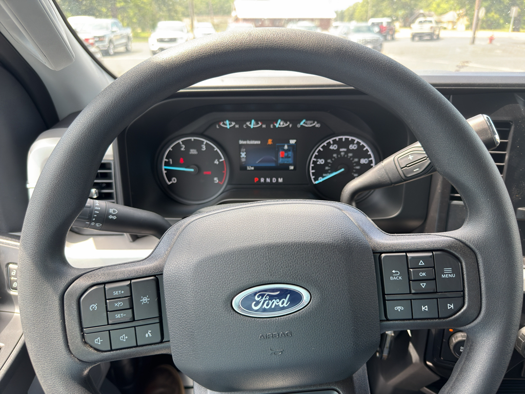 2026 Ford F-350 Super Duty Chassis Cab XL - Photo 17