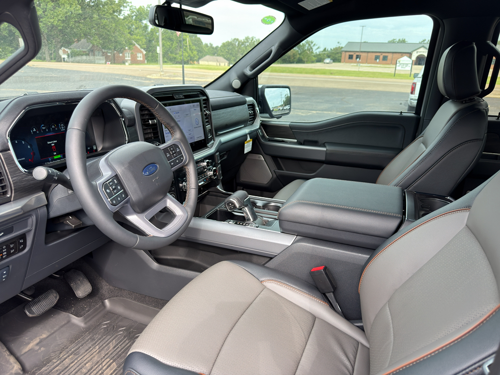2026 Ford F-150 Lariat - Photo 8