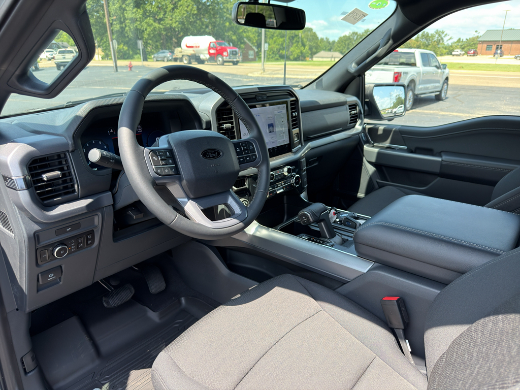 2026 Ford F-150 XLT - Photo 11