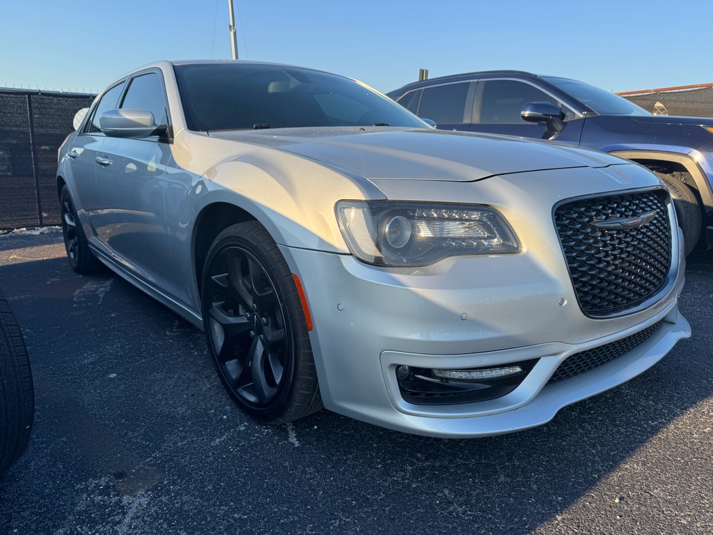Chrysler 300 S V8 RWD