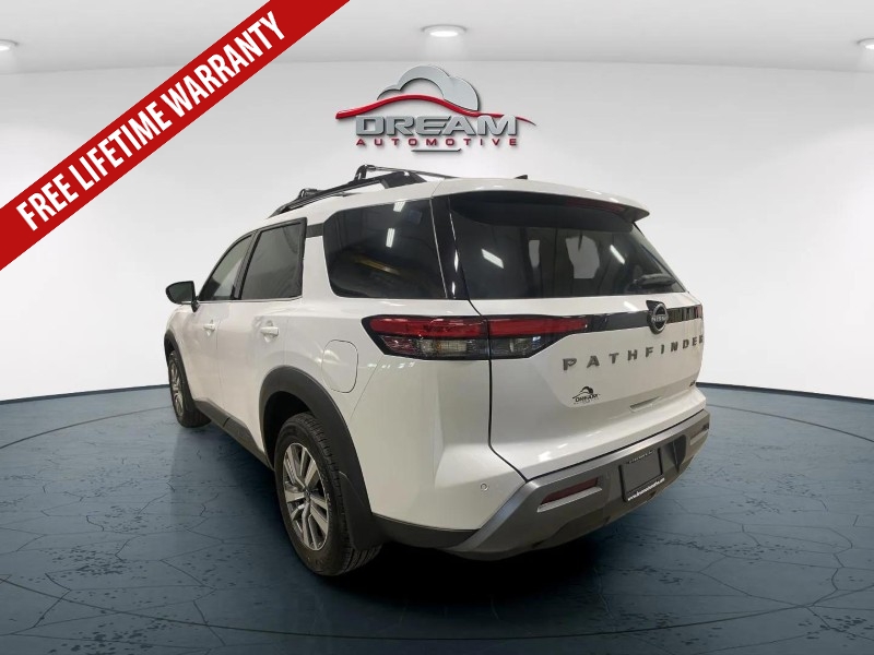 new 2026 NISSAN PATHFINDER SL