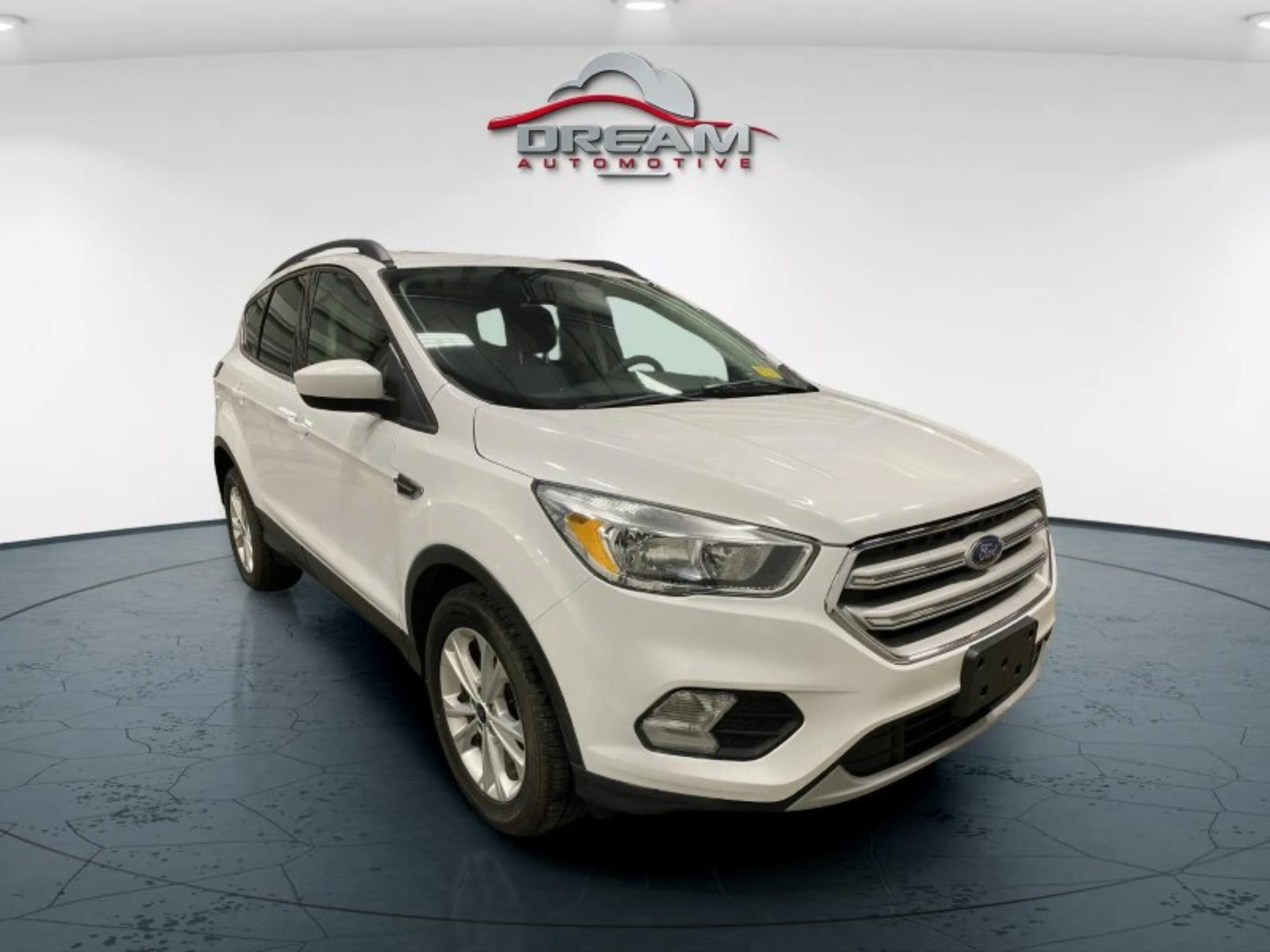 used 2018 FORD ESCAPE SE