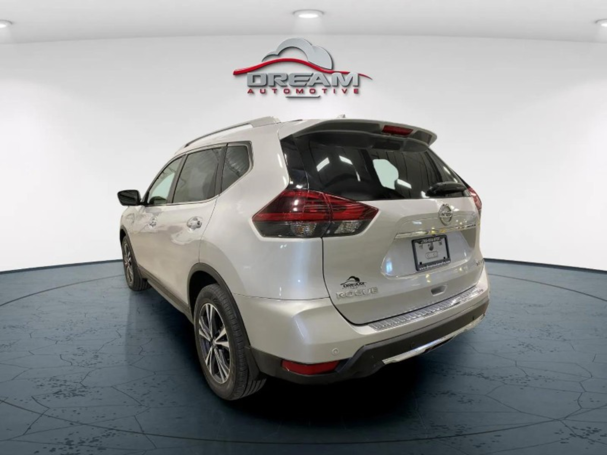 used 2020 NISSAN ROGUE SV