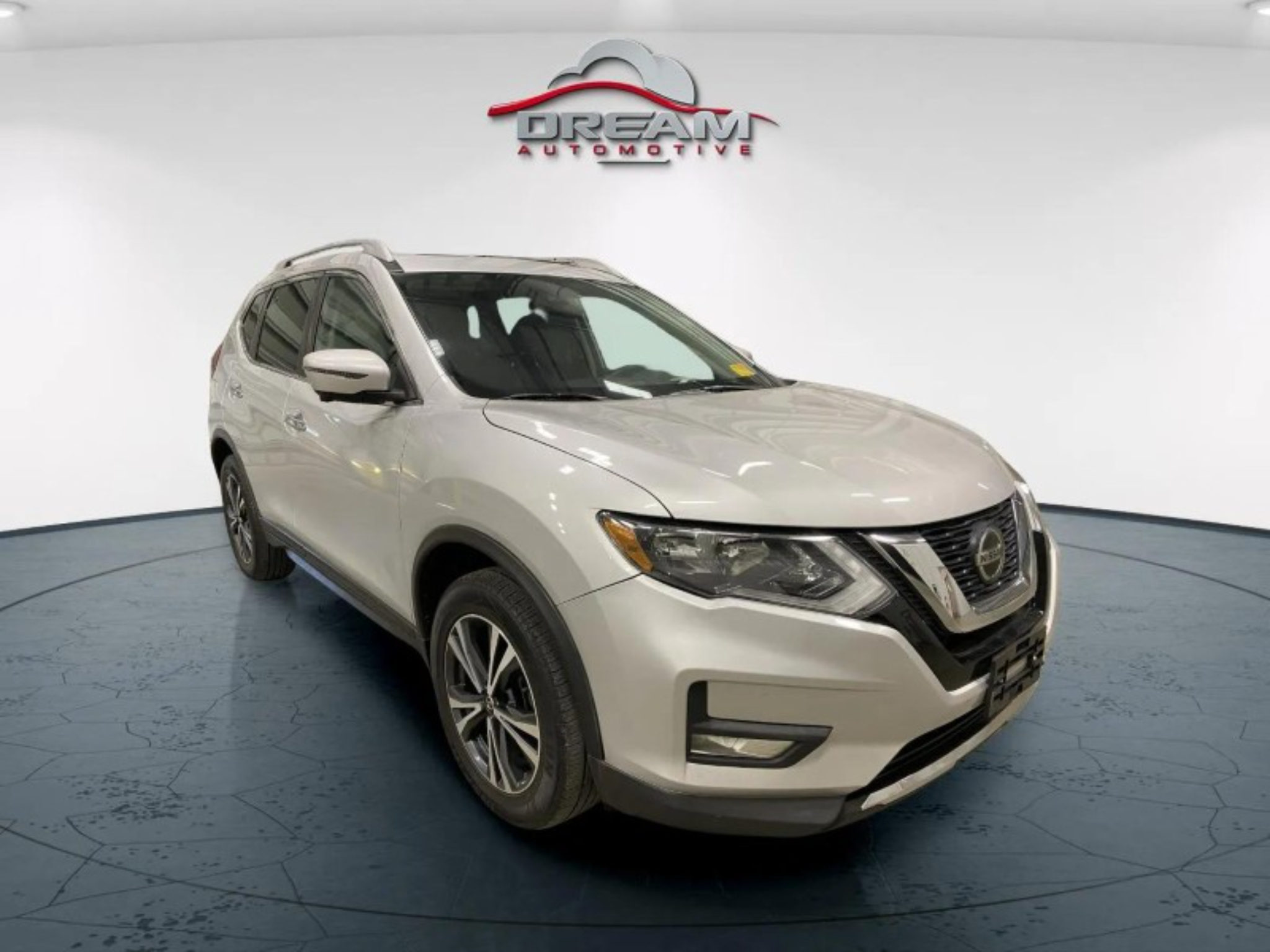 used 2020 NISSAN ROGUE SV