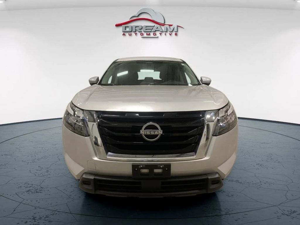 used 2024 NISSAN PATHFINDER SV