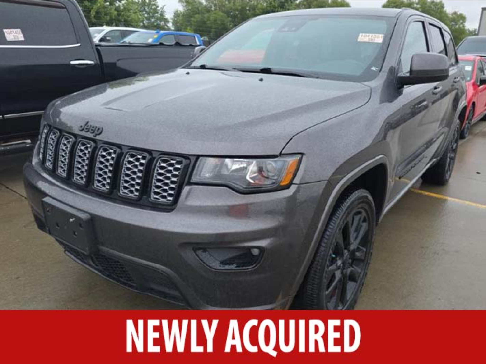 2020 JEEP GRAND CHEROKEE Altitude in Lawrence