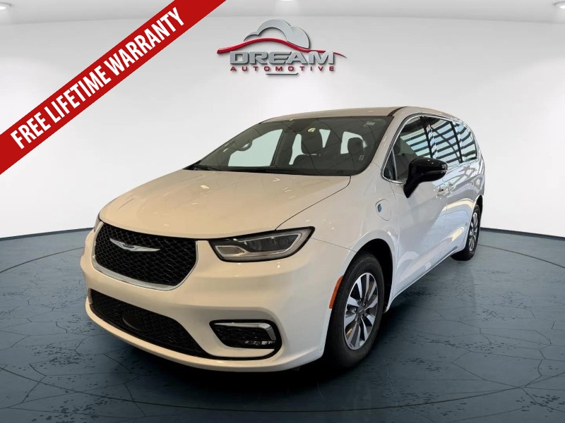 used 2024 CHRYSLER PACIFICA Hybrid Select