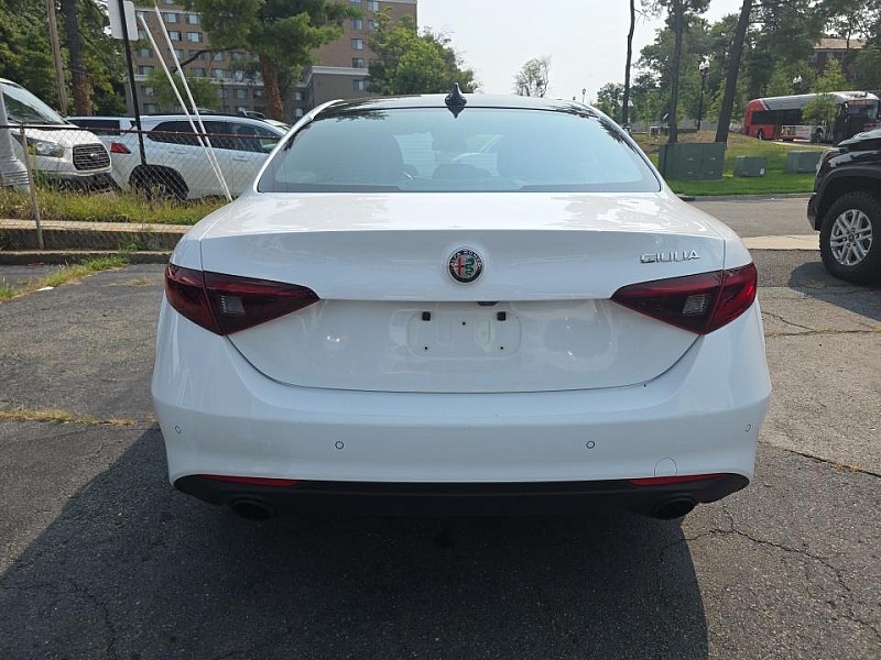 used 2023 ALFA ROMEO GIULIA Sprint