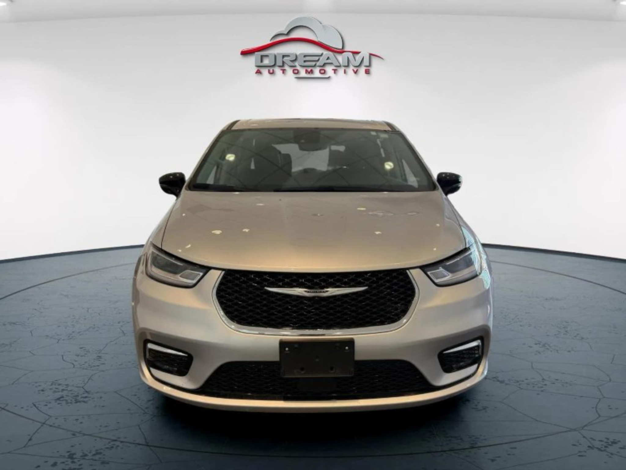 used 2024 CHRYSLER PACIFICA Touring L