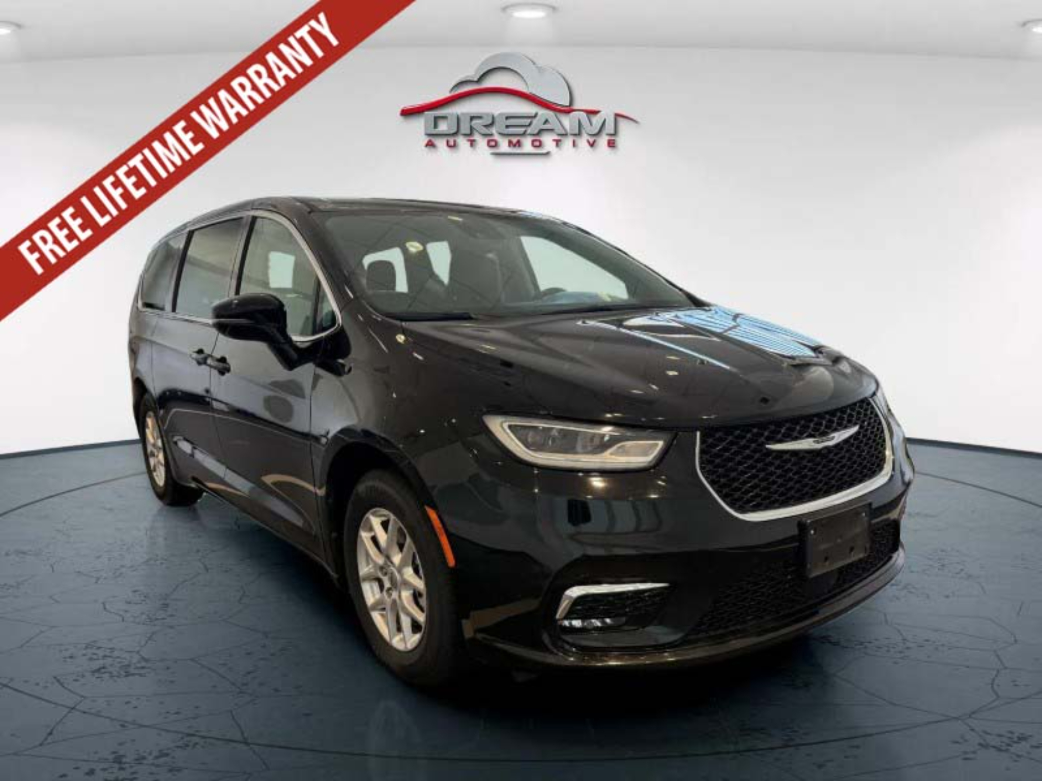 used 2024 CHRYSLER PACIFICA Touring L