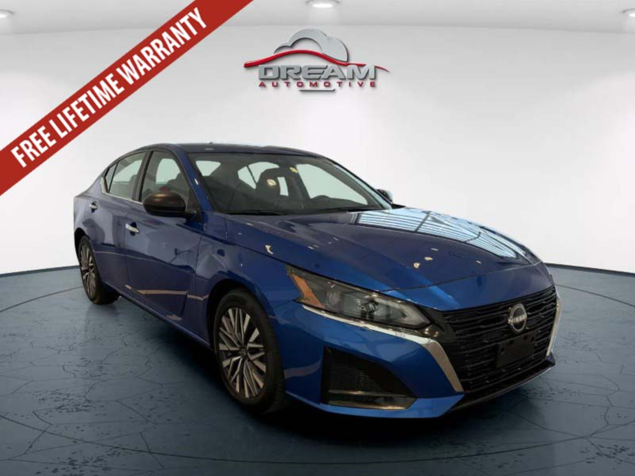 2025 NISSAN ALTIMA SV in Lawrence