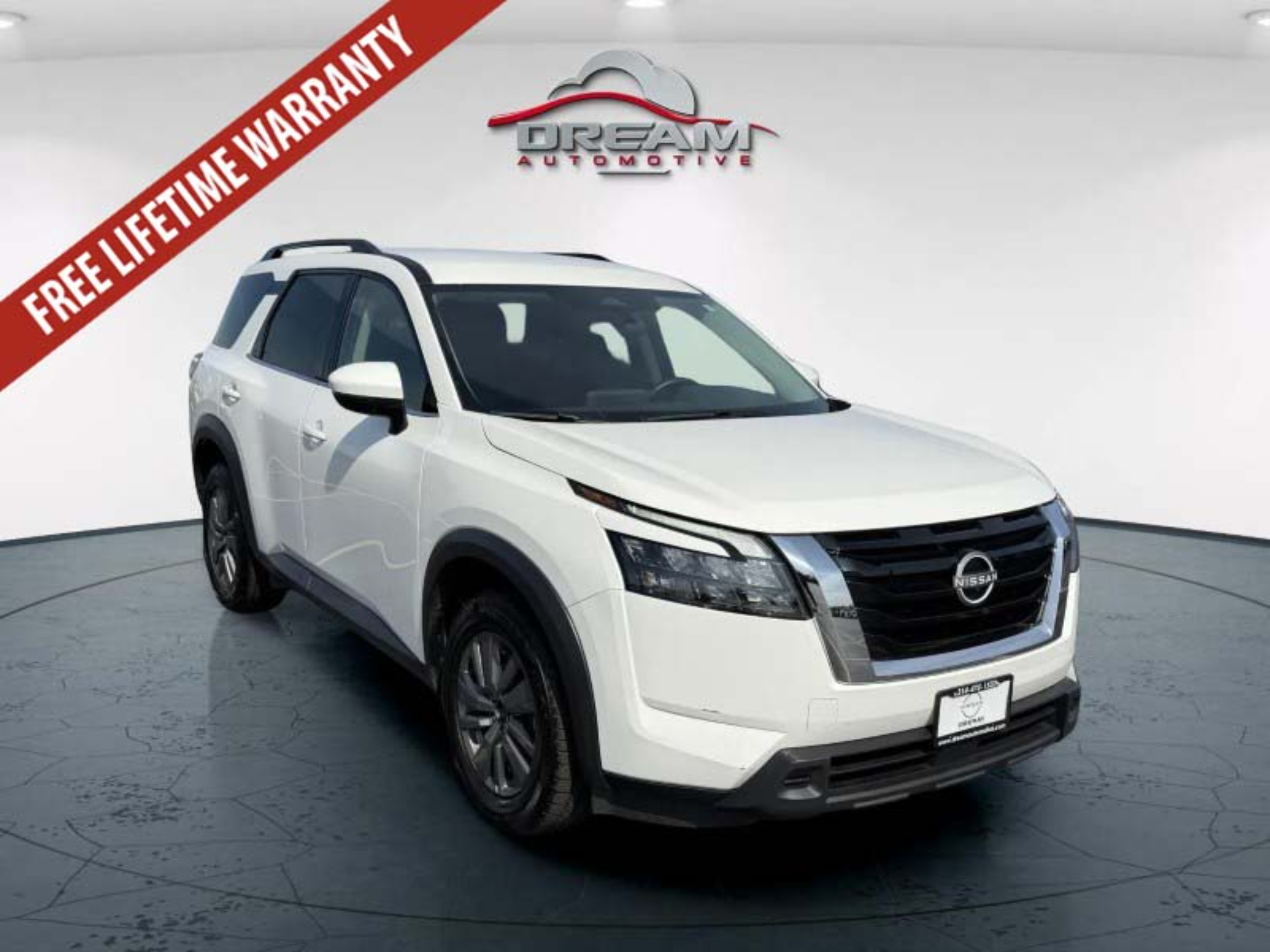 used 2025 NISSAN PATHFINDER SV