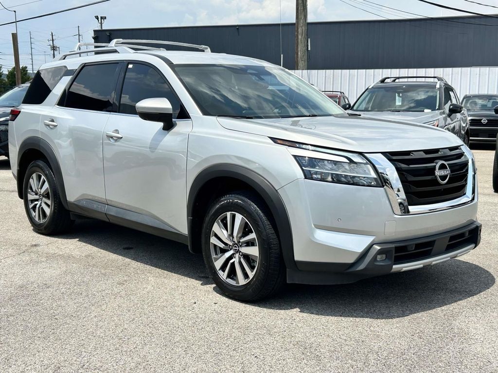 Used 2022 Nissan Pathfinder