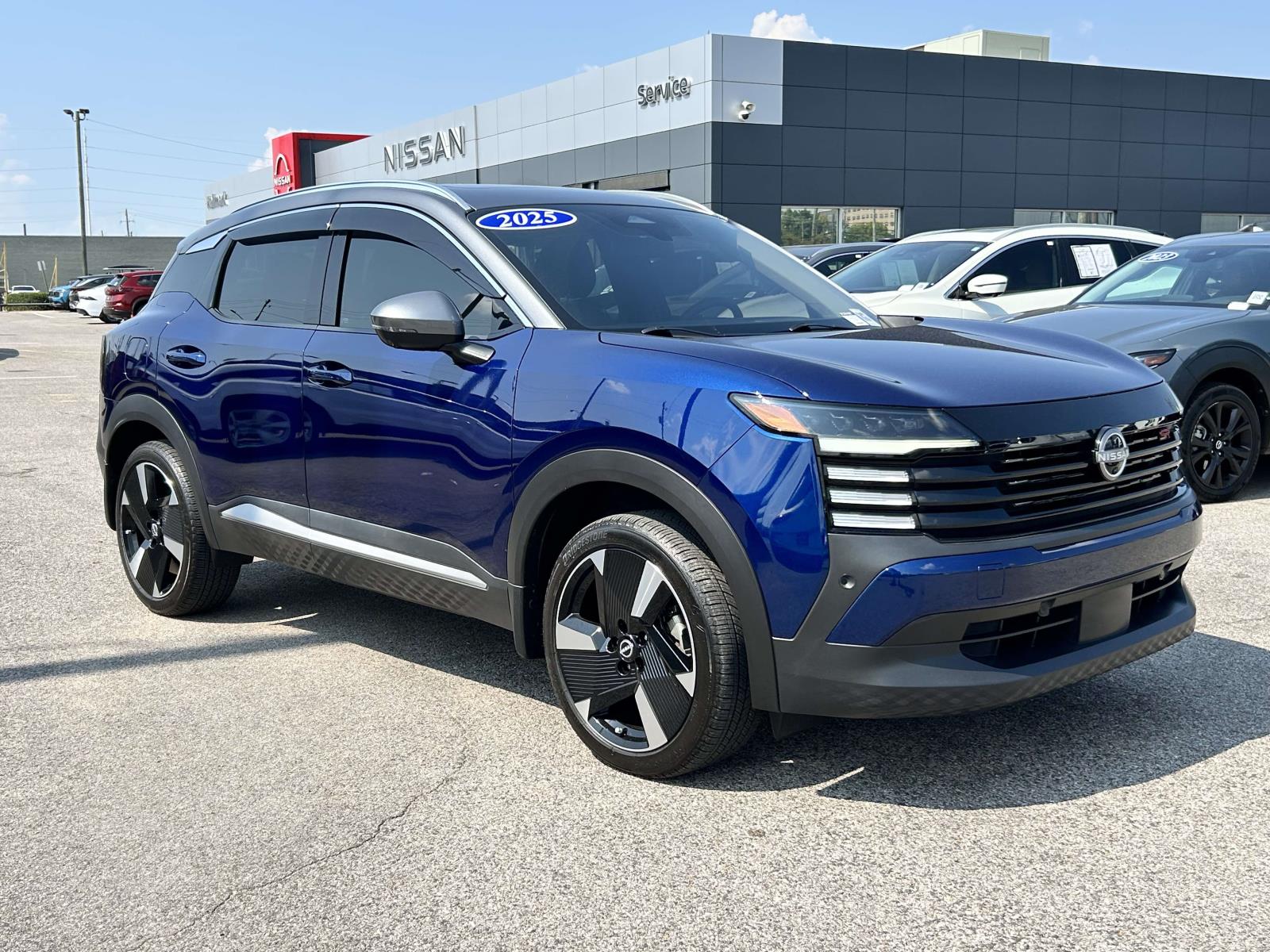 Used 2025 Nissan Kicks